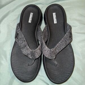 Women’s Skechers Goga Mat Flip Flop